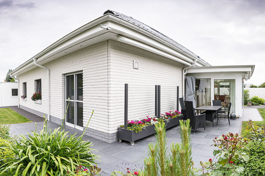 Neubau eines schlüsselfertigen EFH im Bungalowstil in Greifswald, Walther-Rathenau-Straße